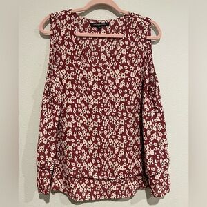 Zac & Rachel sleeveless floral blouse with double layer ruffle. Size L